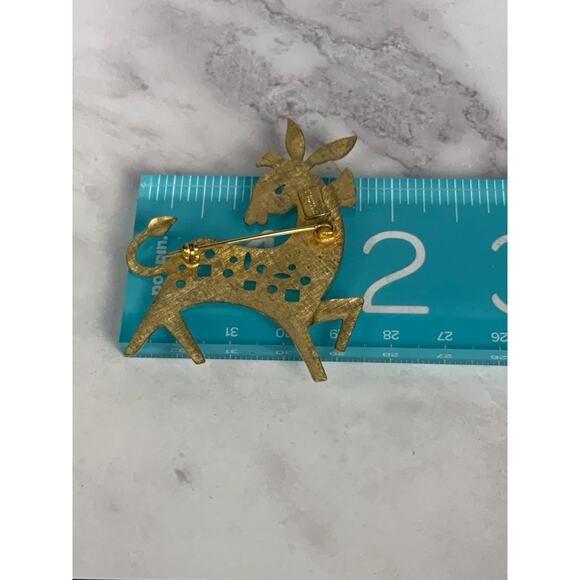 Vintage 1950's 12k gold filled Deer Christmas Pin Brooch signed James H. Hall - Picture 5 of 6